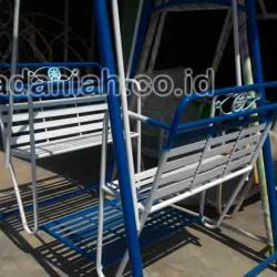 Toko Produsen Pembuat Mainan Ayunan Kotak Anak Ngaglik Sleman Toko Produsen Pembuat Mainan Ayunan Kotak Anak Ngaglik Sleman