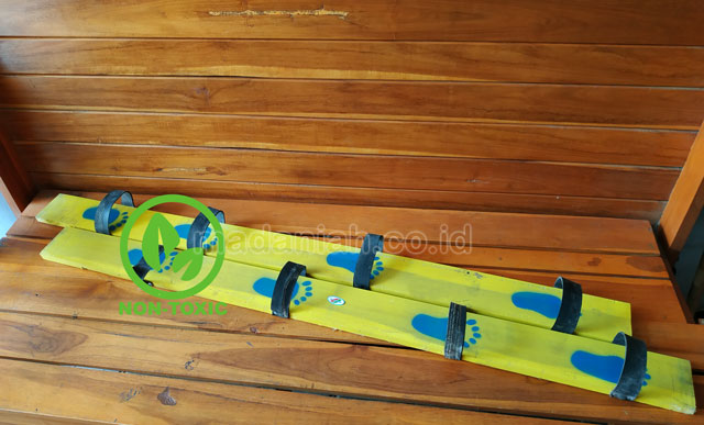 Distributor Bakiak Kayu Dewasa Isi 4 Bali