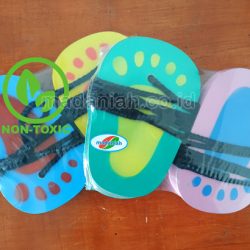 Distributor Bakiak Tali Dan Kayu Isi 2, 3, 4 Anak Maluku Utara
