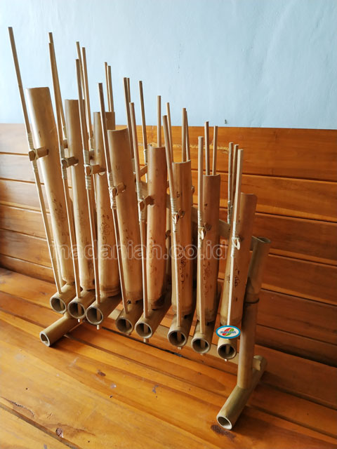 Distributor Alat Musik Tradisional Angklung Maluku