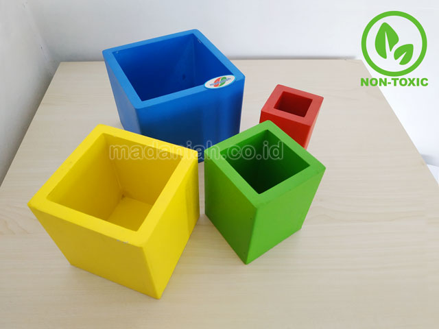 Distributor Alat Peraga Edukatif Kotak Tebal Tipis Besar Kecil Gorontalo