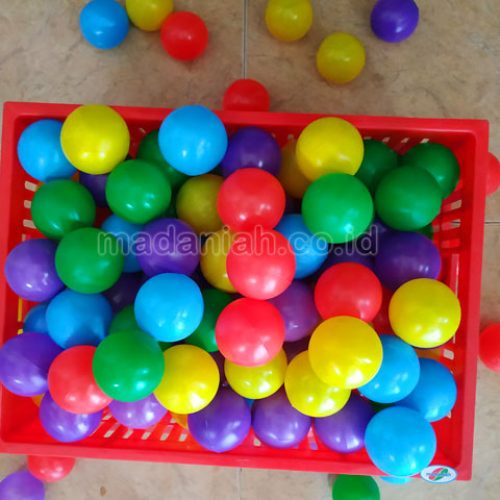 Distributor Bola Plastik Warna Warni Lampung