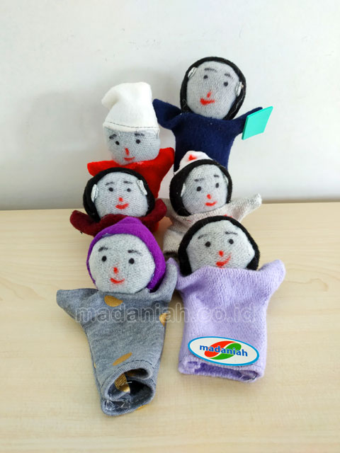 Distributor Alat Peraga Edukatif Boneka Jari Profesi Wool Kalimantan Timur