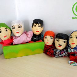 Distributor Alat Peraga Edukatif Boneka Tangan Keluarga Jawa Barat