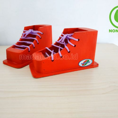 Distributor Alat Peraga Edukatif Menali Sepatu Sulawesi Selatan
