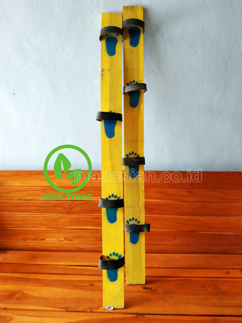 Distributor Bakiak Kayu Dewasa Isi 4 Nusa Tenggara Timur