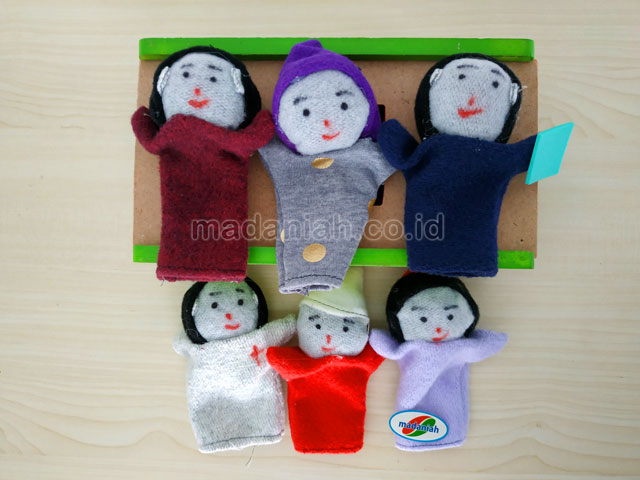 Distributor Alat Peraga Edukatif Boneka Jari Profesi Wool Papua