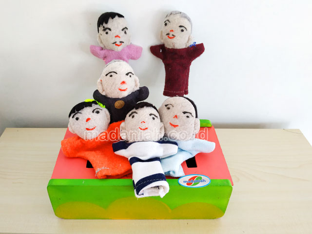 Distributor Alat Peraga Edukatif Boneka Jari Keluarga YOGYAKARTA
