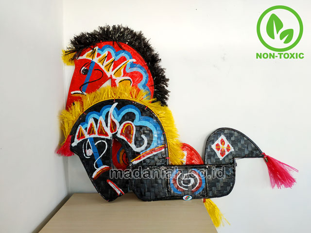 Distributor Permainan Tradisional Kuda Kepang Maluku Utara
