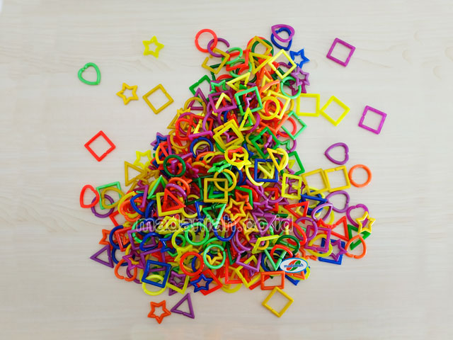 Distributor Alat Peraga Edukatif Meronce Geometri Plastik Sumatera Barat
