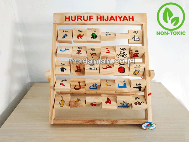 Distributor Alat Peraga Edukatif Papan Hijaiyah Berdiri Jawa Timur