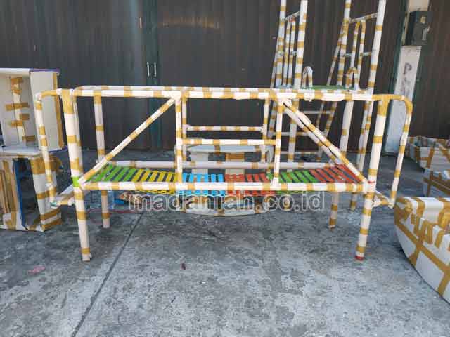 Toko Produsen Pembuat Mainan Jembatan Rantai Goyang Anak Fakfak Papua Barat Toko Produsen Pembuat Mainan Jembatan Rantai Goyang Anak Fakfak Papua Barat