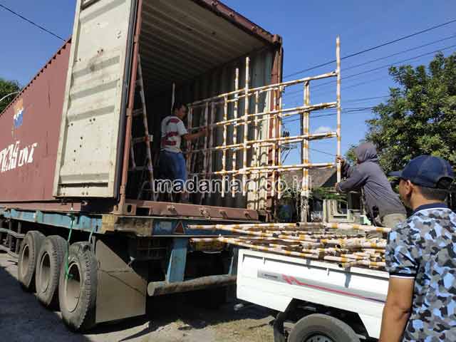 Toko Produsen Pembuat Mainan Kandang Macan Anak Papua Toko Produsen Pembuat Mainan Kandang Macan Anak Papua