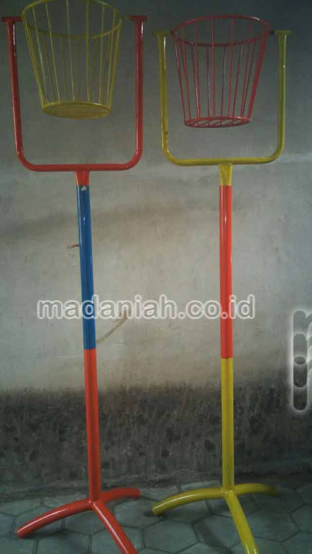 Toko Produsen Pembuat Mainan Keranjang Bola Anak Papua Barat
