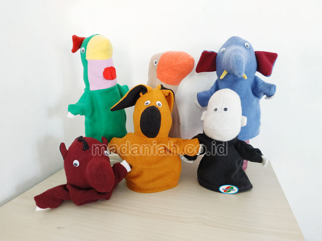 Distributor Alat Peraga Edukatif Boneka Tangan Hewan Wool Kalimantan Selatan