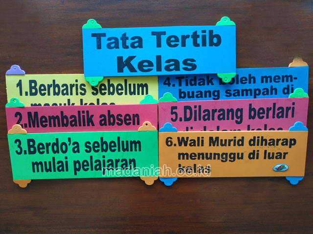 Distributor Alat Peraga Edukatif Tata Tertib Kelas Spon Bali