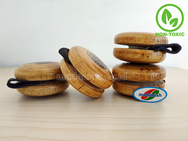 Distributor Alat Permainan Tradisional Yoyo Kayu Kalimantan Selatan