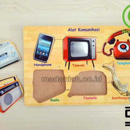 Distributor Puzzle Kayu Alat Komunikasi Stiker Jawa Timur