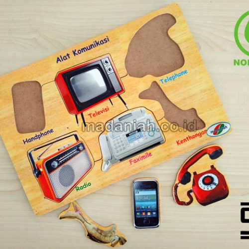 Distributor Puzzle Kayu Alat Komunikasi Stiker Kalimantan Tengah