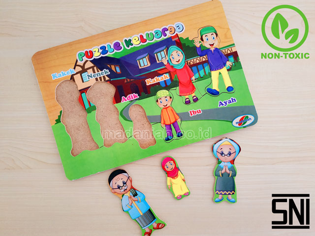 Distributor Puzzle Kayu Keluarga Stiker Jawa Tengah