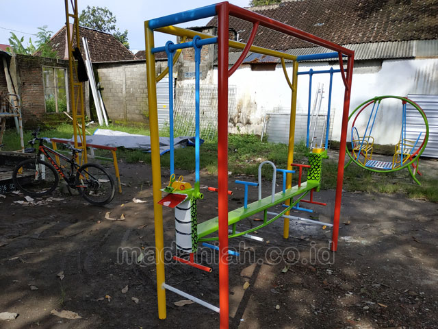 Jual Harga Murah Toko Mainan Ayunan Anak TK PAUD Halmahera Barat