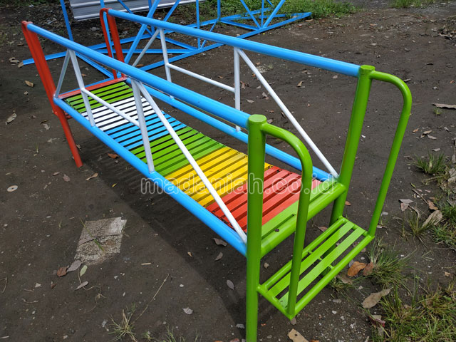 Jual Murah Mainan Jembatan Rantai Goyang Anak TK Grobogan