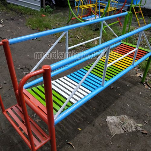 Jual Murah Mainan Jembatan Rantai Goyang Anak TK Simeulue Jual Murah Mainan Jembatan Rantai Goyang Anak TK Simeulue