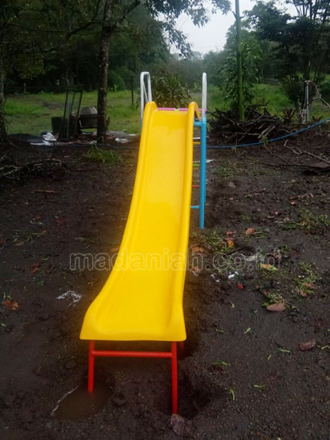 Jual Murah Mainan Perosotan Fiber Anak TK PAUD Gresik