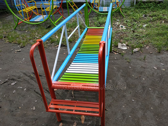 Jual Murah Toko Mainan Jembatan Rantai Goyang Anak TK Kapuas Hulu