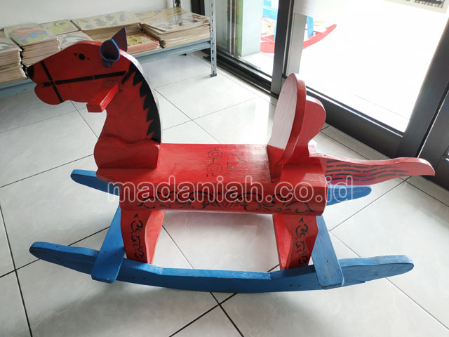 Jual Murah Toko Mainan Kuda Goyang Anak TK PAUD Kebumen