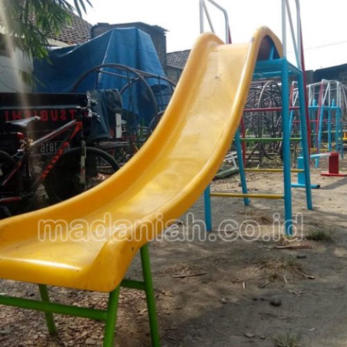 Jual Murah Toko Mainan Perosotan Fiber Anak TK Teluk Bintuni