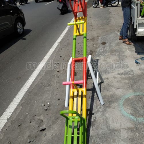 Jual Harga Murah Mainan Jungkitan Anak TK PAUD Banggai Kepulauan