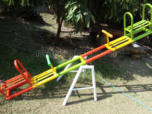 Jual Harga Murah Mainan Jungkitan Anak TK PAUD Pekalongan