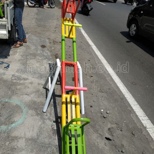 Jual Harga Murah Mainan Jungkitan Anak TK PAUD Sikka