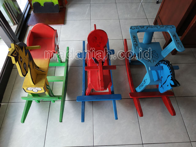 Jual Harga Murah Mainan Kuda Goyang Anak TK PAUD Aceh Barat Daya