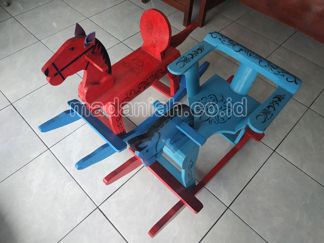 Jual Harga Murah Mainan Kuda Goyang Anak TK PAUD Banggai