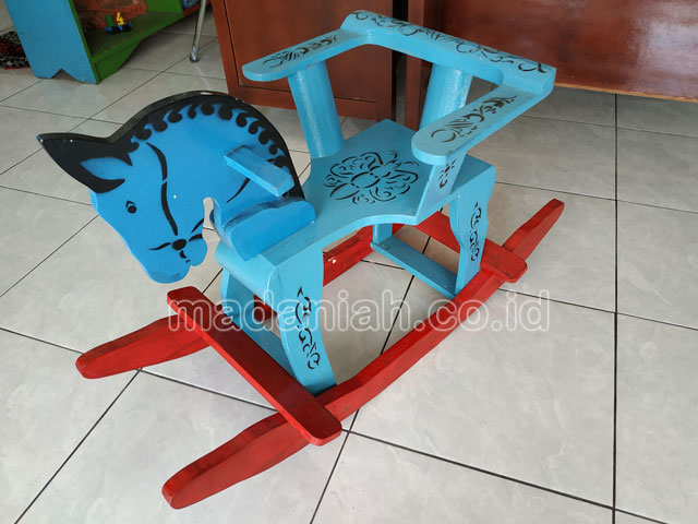 Jual Harga Murah Mainan Kuda Goyang Anak TK PAUD Intan Jaya