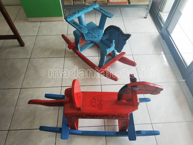 Jual Harga Murah Mainan Kuda Goyang Anak TK PAUD Maros