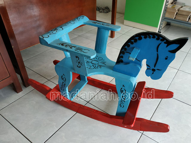 Jual Harga Murah Mainan Kuda Goyang Anak TK PAUD Melawi