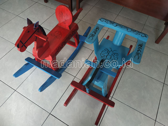 Jual Harga Murah Mainan Kuda Goyang Anak TK PAUD Teluk Wondama