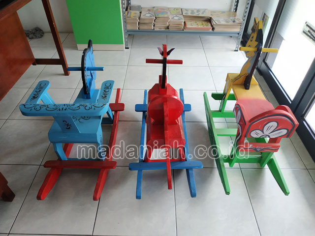 Jual Harga Murah Mainan Kuda Goyang Anak TK PAUD Yahukimo