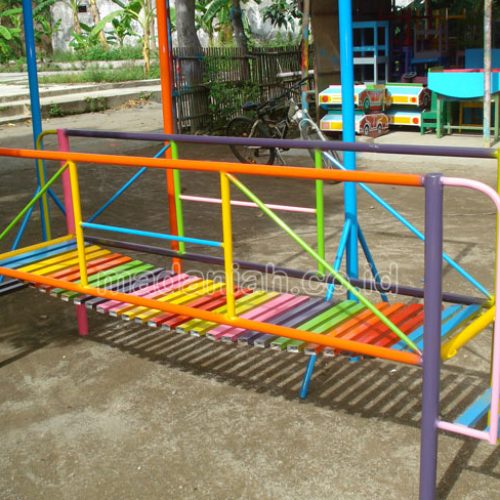 Jual Murah Mainan Jembatan Rantai Goyang Anak TK Aceh Selatan
