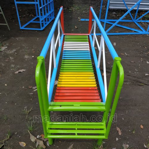 Jual Murah Mainan Jembatan Rantai Goyang Anak TK Balangan