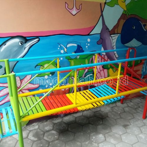 Jual Murah Mainan Jembatan Rantai Goyang Anak TK Banyuwangi