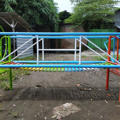 Jual Murah Mainan Jembatan Rantai Goyang Anak TK Gayo Lues Jual Murah Mainan Jembatan Rantai Goyang Anak TK Gayo Lues