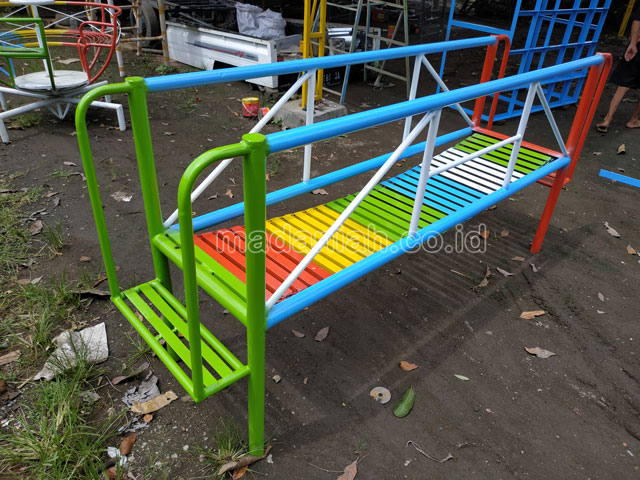 Jual Murah Mainan Jembatan Rantai Goyang Anak TK Kayong Utara