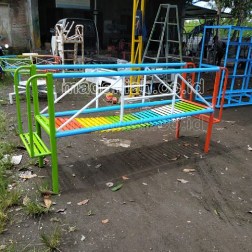 Jual Murah Mainan Jembatan Rantai Goyang Anak TK Kepulauan Yapen Jual Murah Mainan Jembatan Rantai Goyang Anak TK Kepulauan Yapen