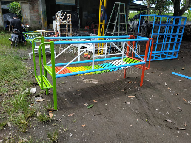 Jual Murah Mainan Jembatan Rantai Goyang Anak TK Kepulauan Yapen