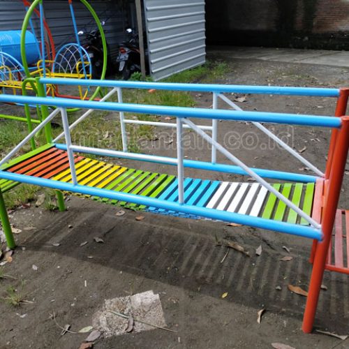 Jual Murah Mainan Jembatan Rantai Goyang Anak TK Lombok Utara