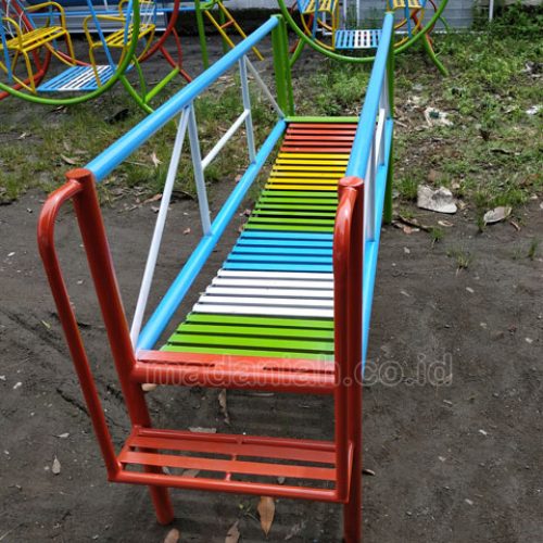 Jual Murah Mainan Jembatan Rantai Goyang Anak TK Nagekeo